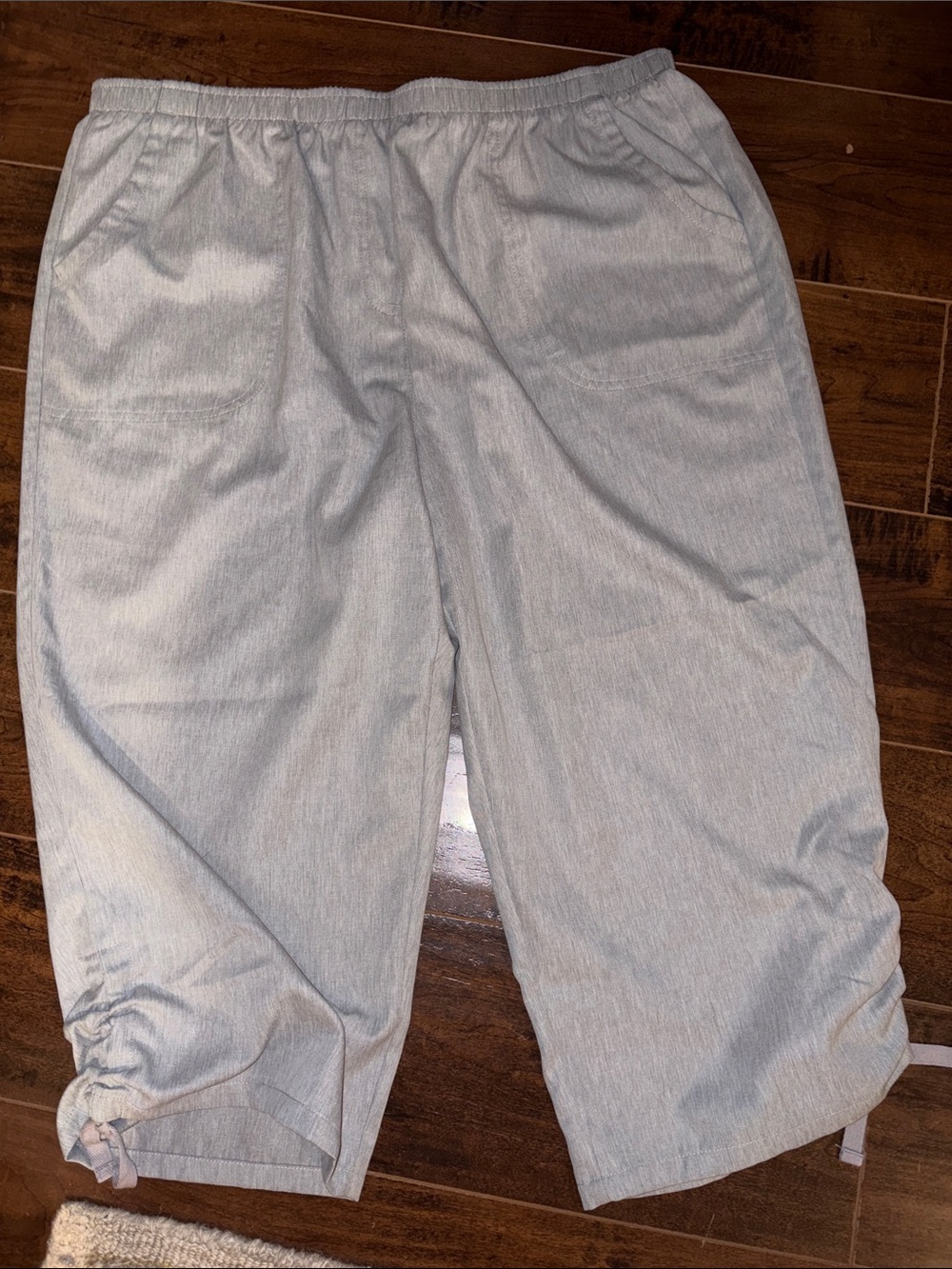 Allison Daley Light Heathered Gray Pull-On Capri Pants - Picture 3 of 8